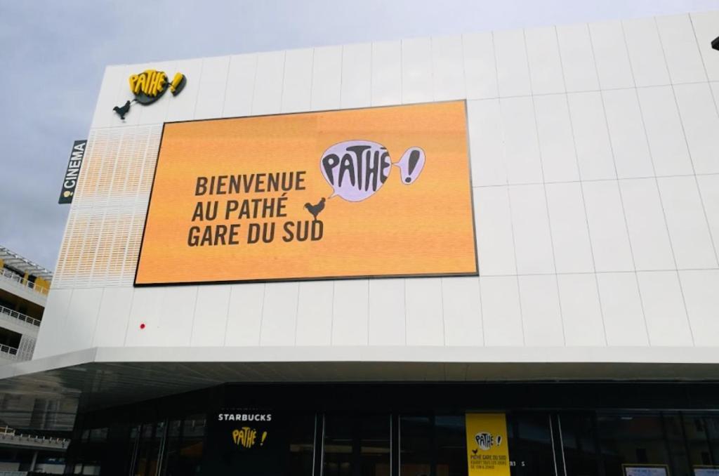 Vacances A Nice Terrasse Ensoleillee & Parking A La Gare Du Sud Exterior foto
